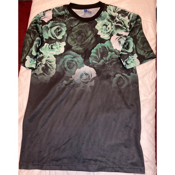H&M Other - H&M Black and Green Floral Mesh Tshirt